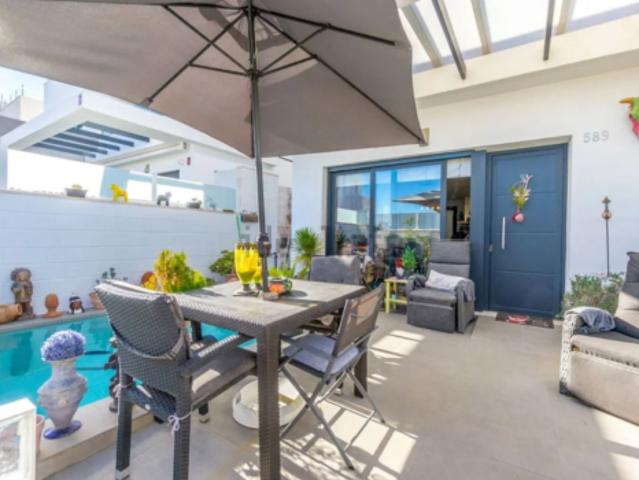 Chalet Venta Orihuela, Las Filipinas Villamartín Canal Norte