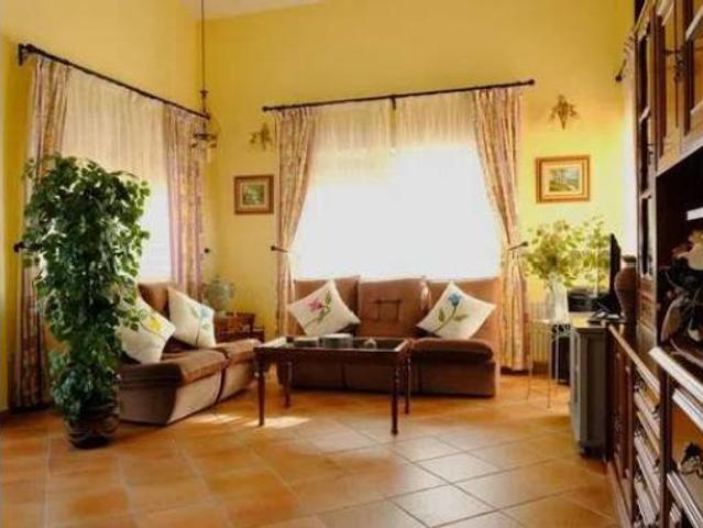 Chalet Venta Orihuela, Núcleo Urbano