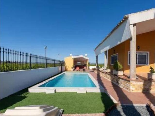 Chalet Venta Orihuela, Núcleo Urbano