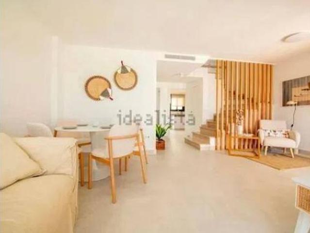 Chalet Venta Orihuela, Núcleo Urbano