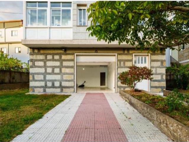 Chalet Venta Ourense Capital, A Carballeira