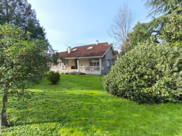 Chalet Venta Ourense Capital, Lagoas