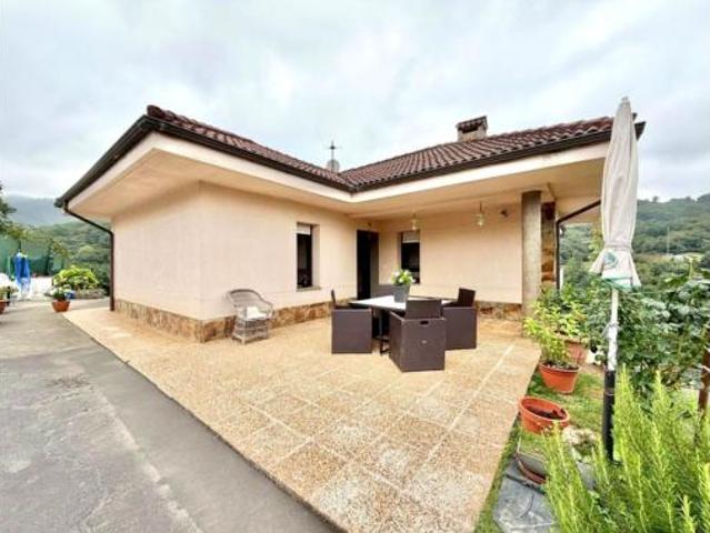 Chalet Venta Oviedo, Oviedo