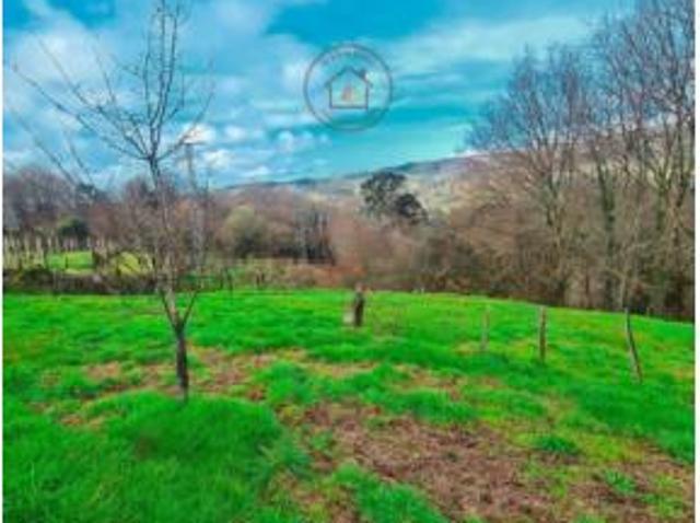 Chalet Venta Lobeira, A Santa Cruz Lobeira