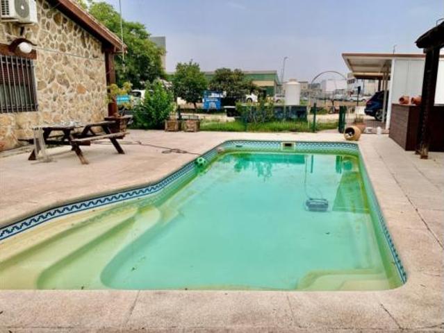 Chalet Venta Lora del Río, Azanaque