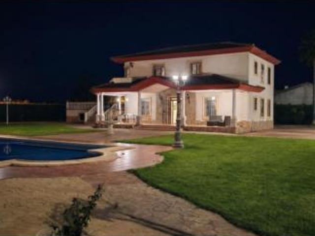 Chalet Venta La Carlota, La Carlota