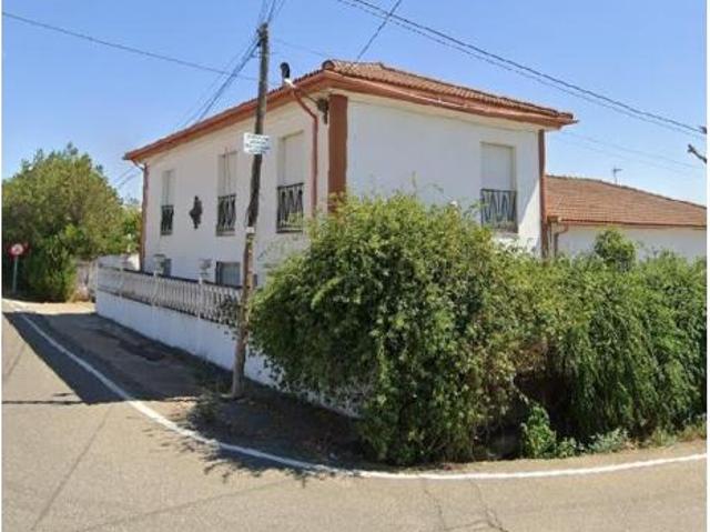 Chalet Venta La Carlota, La Chica Carlota