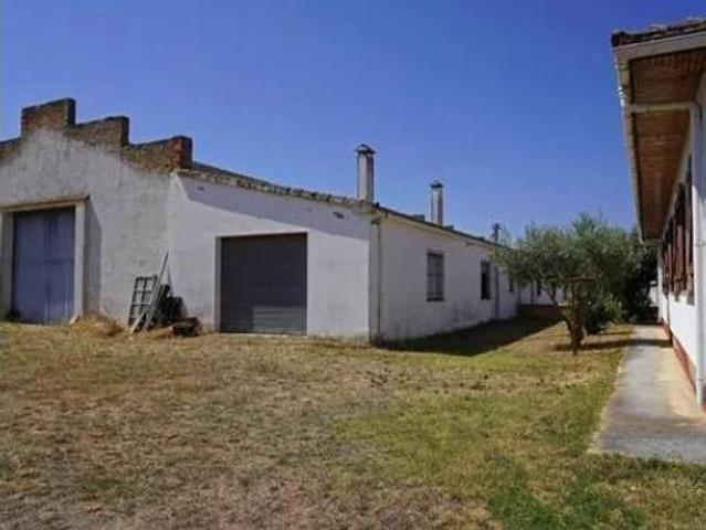 Chalet Venta La Fuente de San Esteban, La Fuente de San Esteban