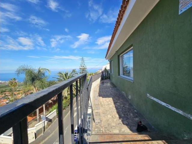 Chalet Venta La Orotava, Urbanización Las Cuevas