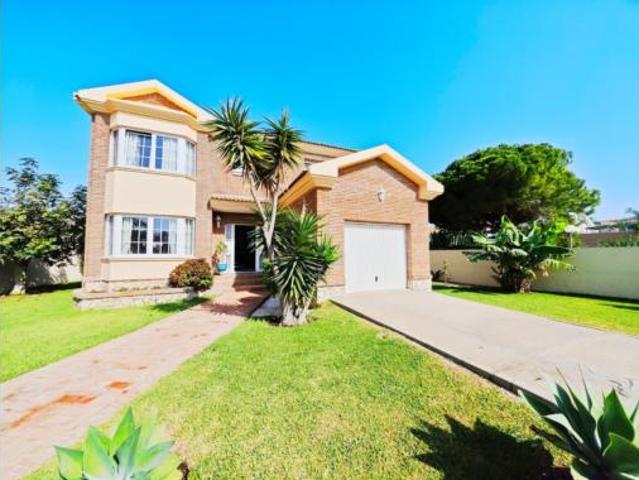 Chalet Venta La Línea de la Concepción, Santa Margarita El Zabal