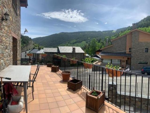 Chalet Venta La Massana, Pal