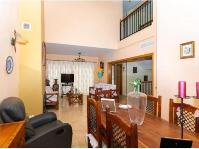 Chalet Venta La Nucia, Coloma