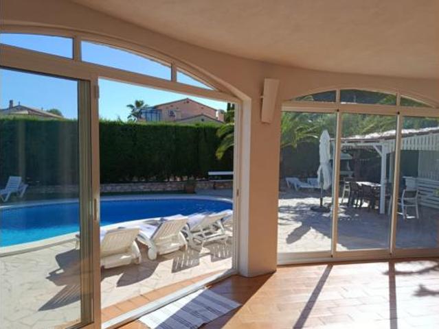 Chalet Venta L'Ampolla, L'Ampolla