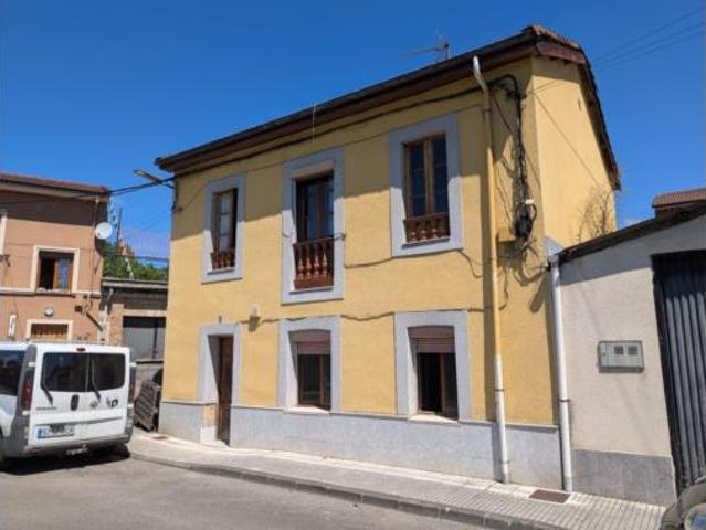 Chalet Venta Langreo, Lada La Venta