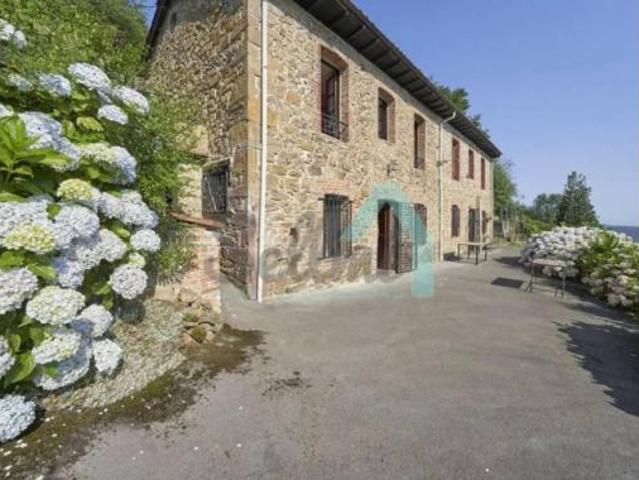 Chalet Venta Langreo, Sama