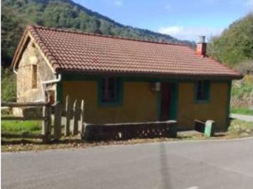 Chalet Venta Langreo, Sama