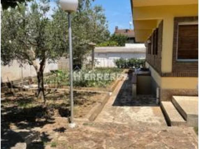 Chalet Venta Lardero, Lardero