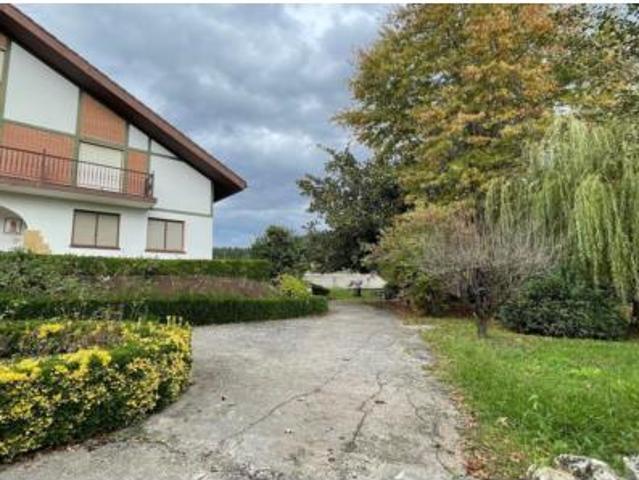 Chalet Venta Larrabetzu, Larrabetzu