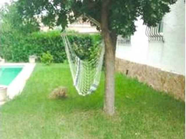 Chalet Venta L'Eliana, Entrepins