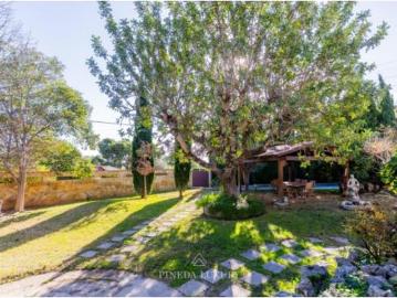 Chalet Venta L'Eliana, Entrepins