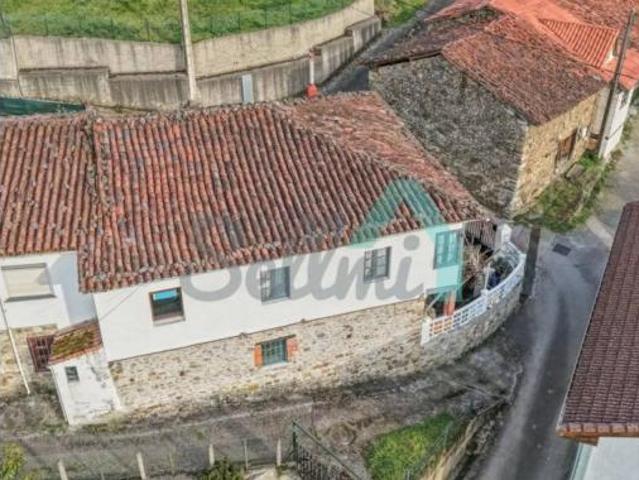 Chalet Venta Lena, Lena
