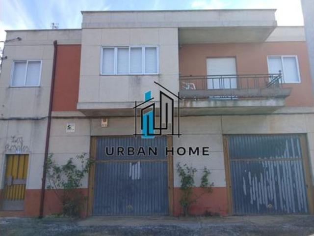 Chalet Venta León Capital, La Vega Oteruelo