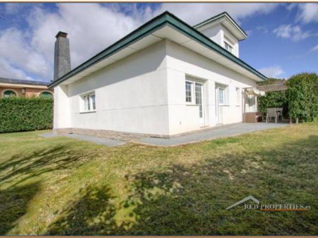 Chalet Venta León Capital, Las Eras de Renueva