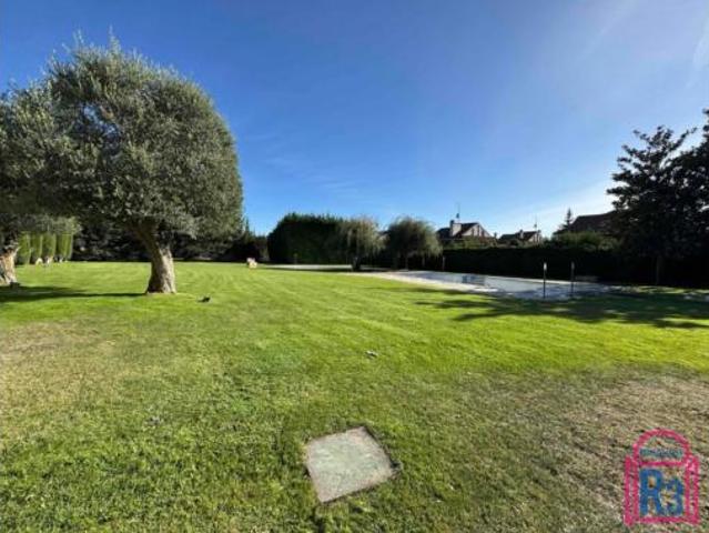 Chalet Venta León Capital, Las Eras de Renueva