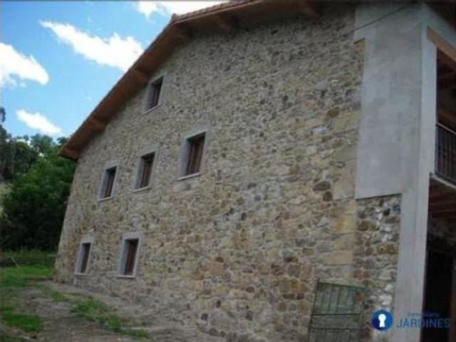 Chalet Venta Limpias, Limpias