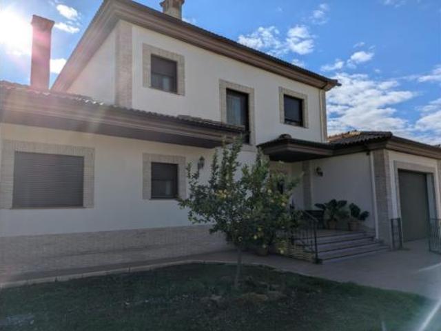 Chalet Venta Linares, Arrayanes Belén