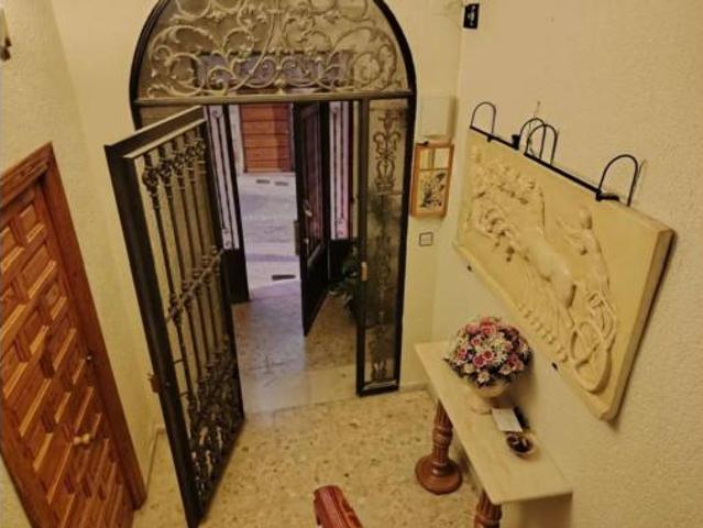 Chalet Venta Linares, Centro