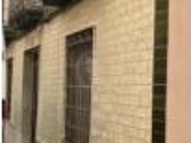 Chalet Venta Linares, Centro