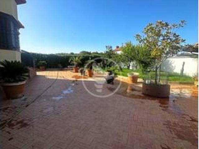 Chalet Venta Linares, Linarejos