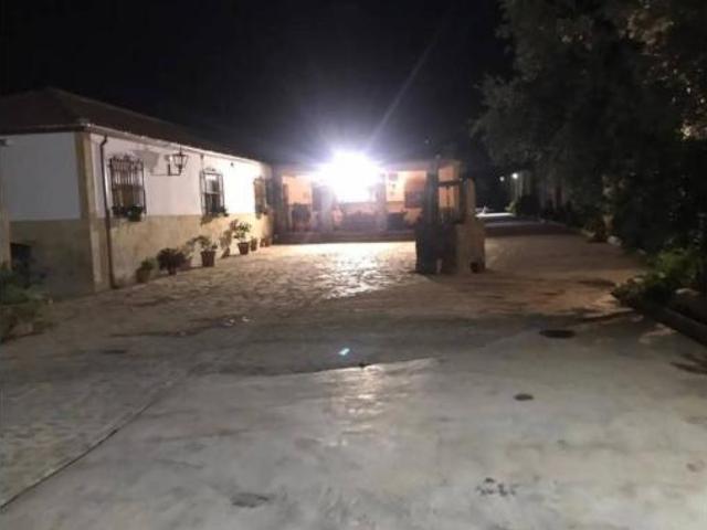 Chalet Venta Linares, Linares