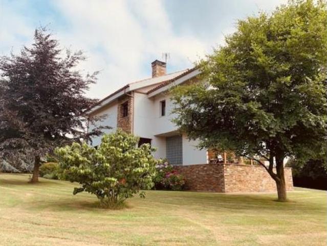 Chalet Venta Llanera, Lugo de Llanera