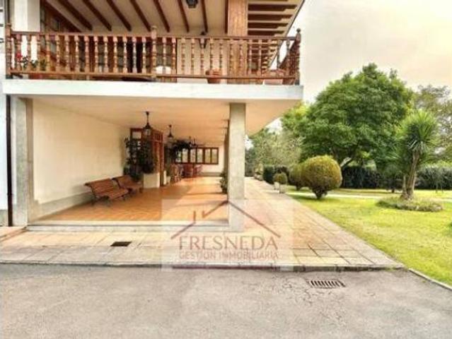Chalet Venta Llanera, Posada