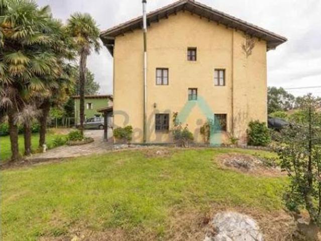 Chalet Venta Llanes, Llanes