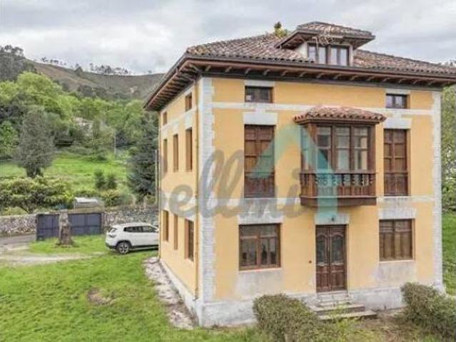 Chalet Venta Llanes, Llanes