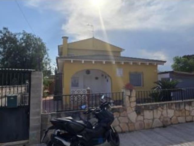 Chalet Venta Llíria, Urbanitzacions La Concòrdia