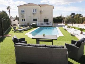 Chalet Venta Llíria, Urbanitzacions La Concòrdia