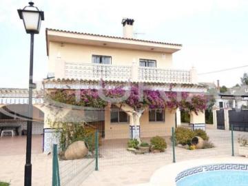 Chalet Venta Llíria, Urbanitzacions La Concòrdia