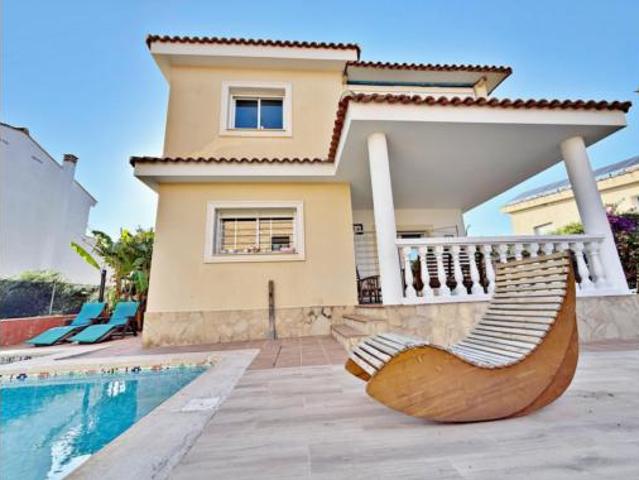 Chalet Venta Llíria, Urbanitzacions La Concòrdia