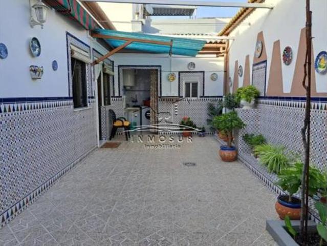 Chalet Venta Lucena, Lucena