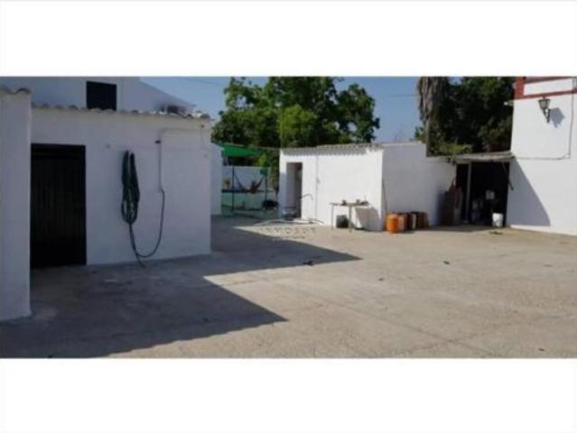 Chalet Venta Lucena, Lucena