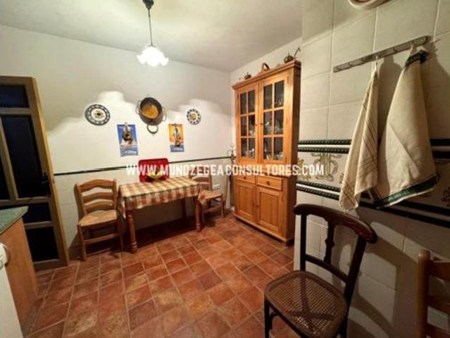 Chalet Venta Lucena, Lucena