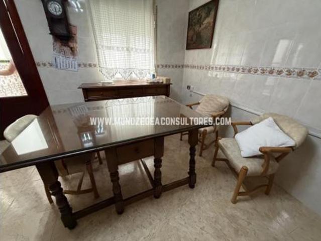 Chalet Venta Lucena, Lucena