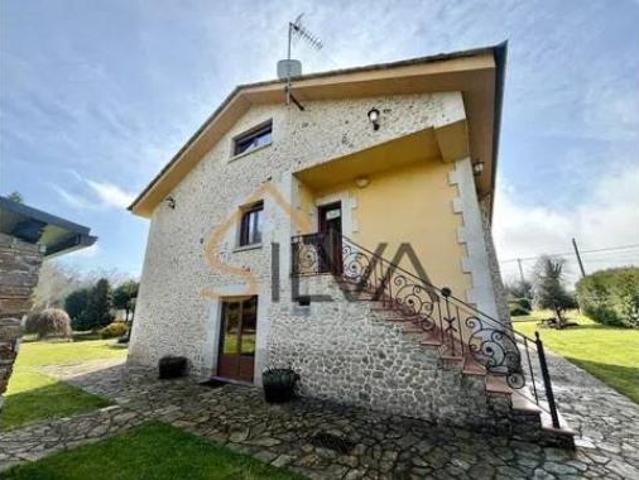 Chalet Venta Lugo Capital, Parroquias Este