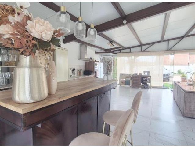 CHALET VENTA MOZÁRBEZ. Urbis te ofrece un chalet independiente en venta en Mozárbez, Salamanca
