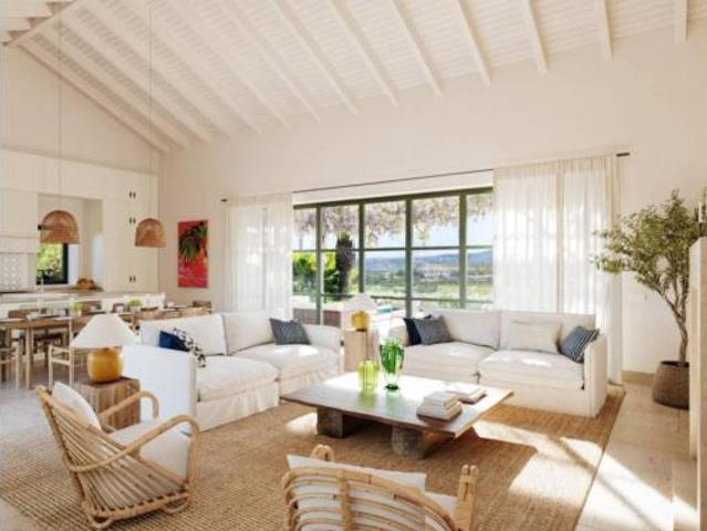 Chalet Venta Molledo, Casares