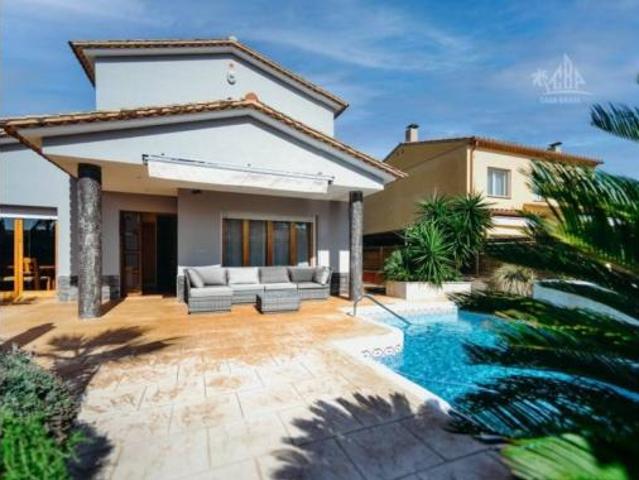 Chalet Venta Mont ras, Mont Ras